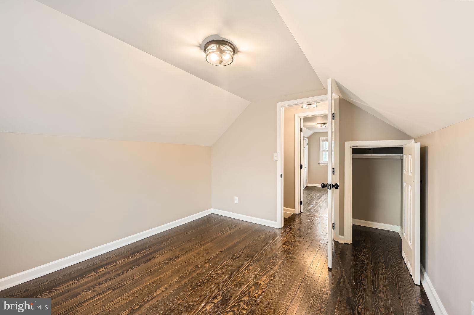 BROOKVIEW - Residential