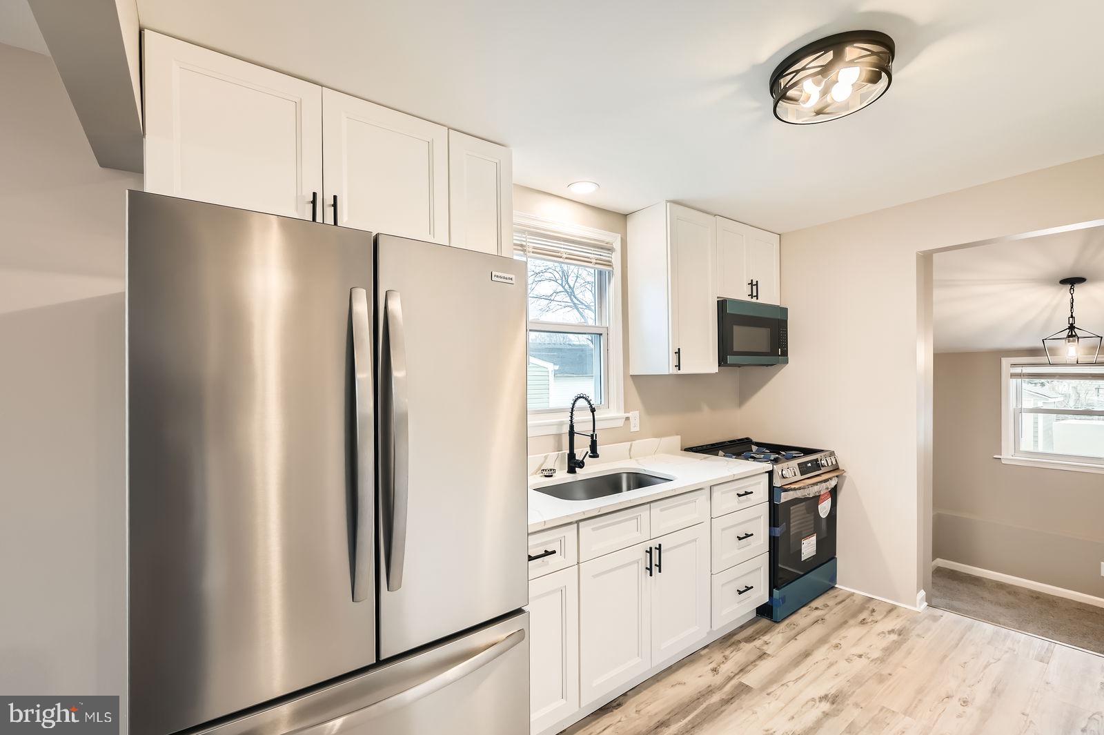 BROOKVIEW - Residential