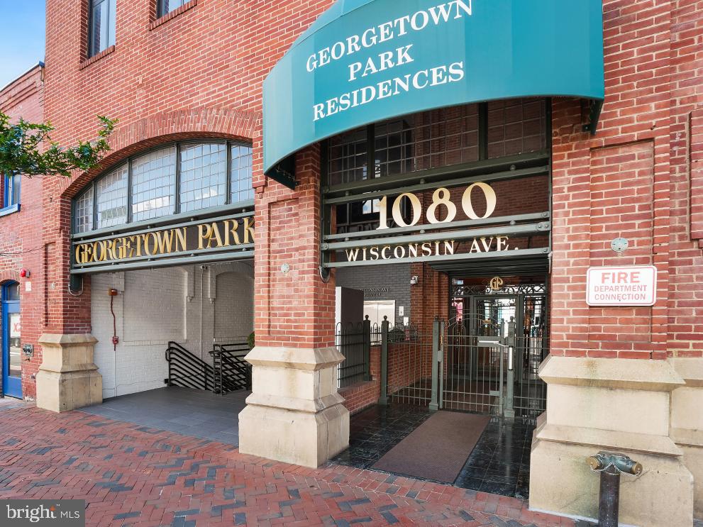 1080 WISCONSIN AVENUE NW 1004
