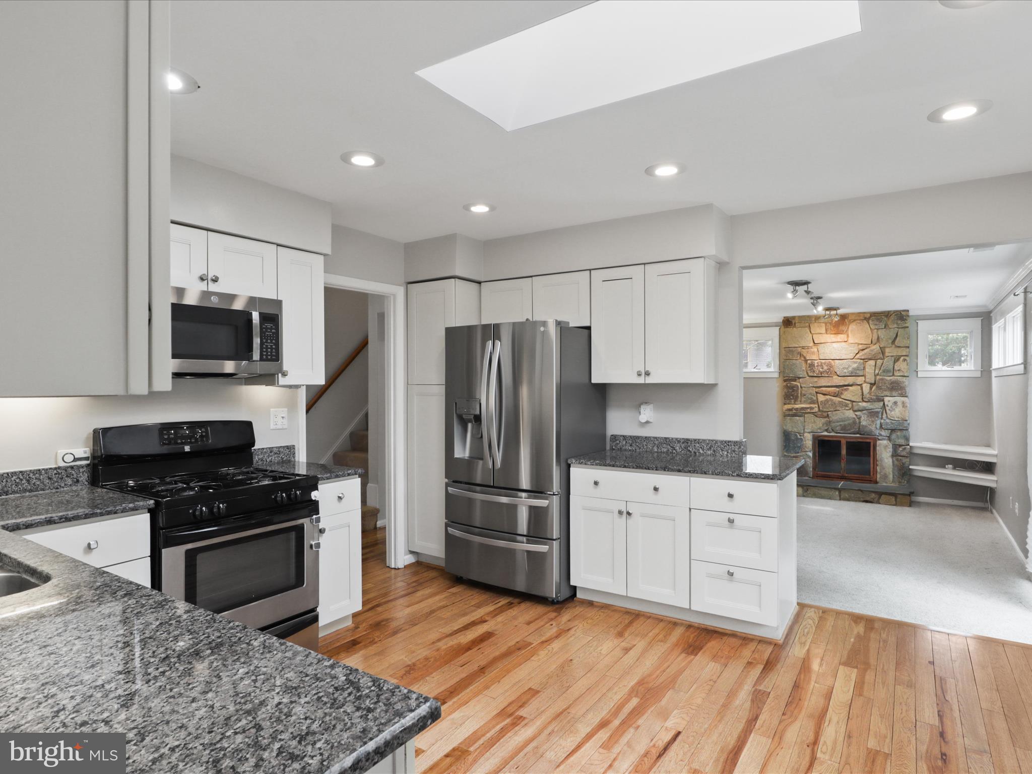 WESTWOOD ESTATES - Residential Lease