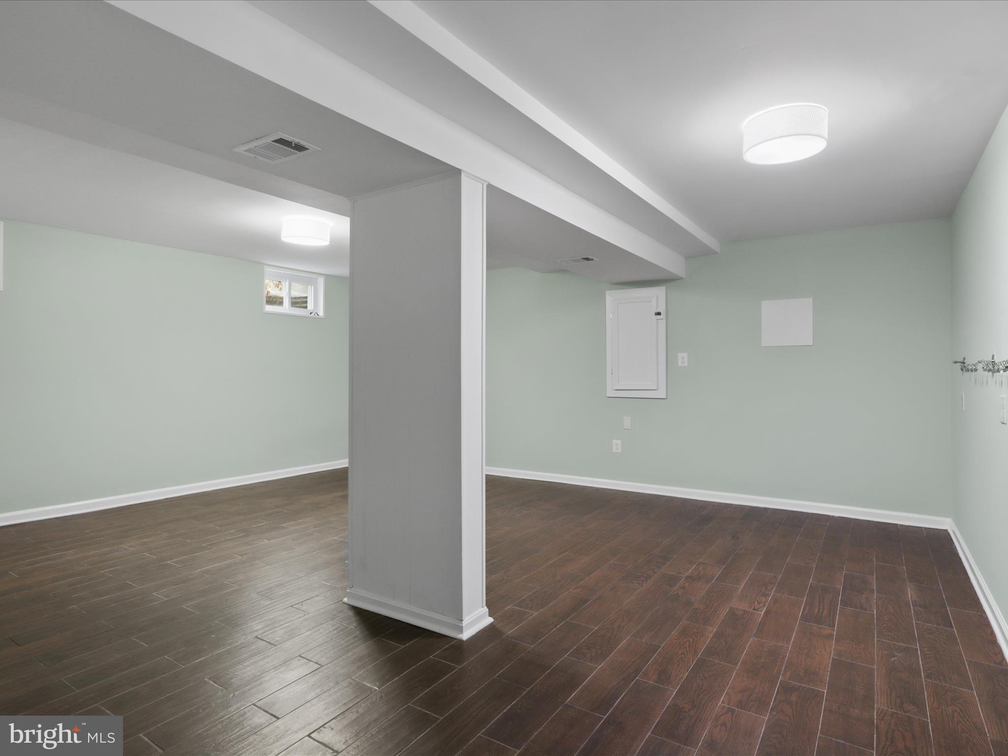 WESTWOOD ESTATES - Residential Lease