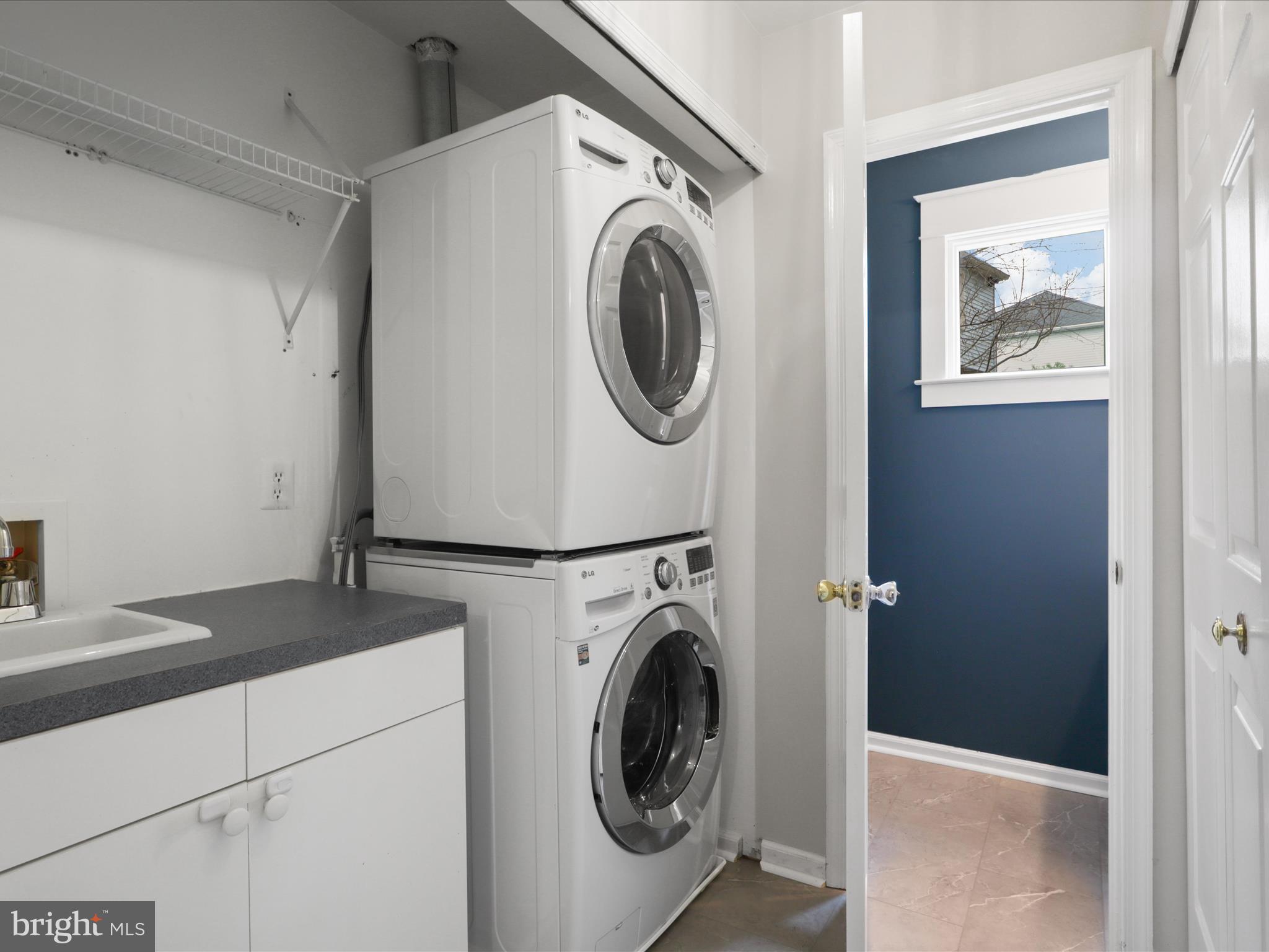 WESTWOOD ESTATES - Residential Lease