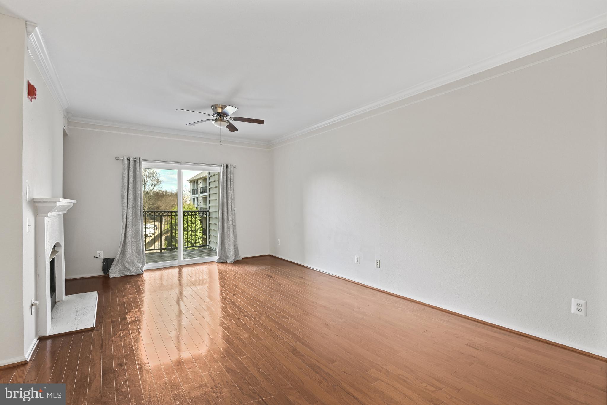 GATES OF MCLEAN - Residential