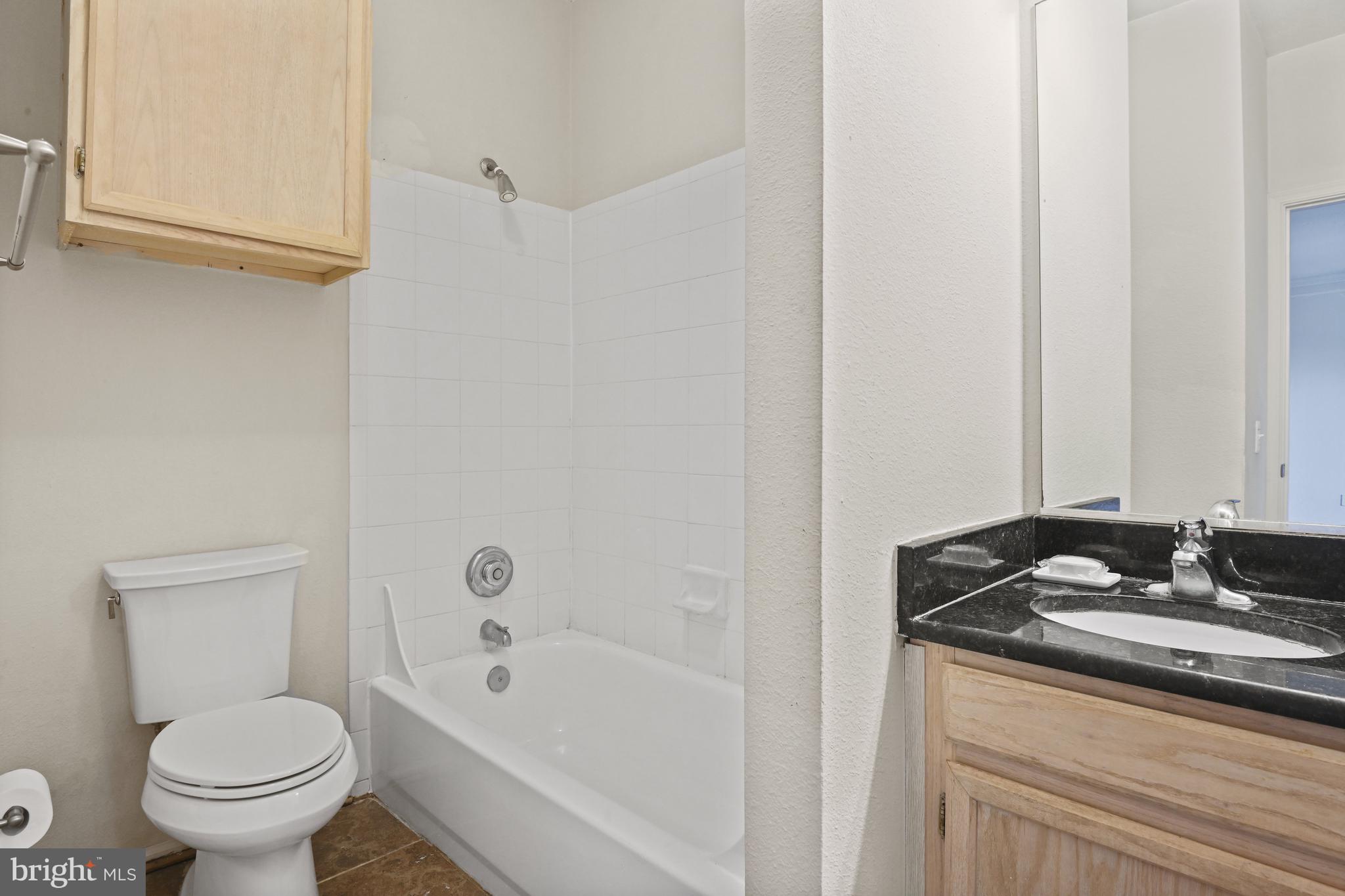 GATES OF MCLEAN - Residential