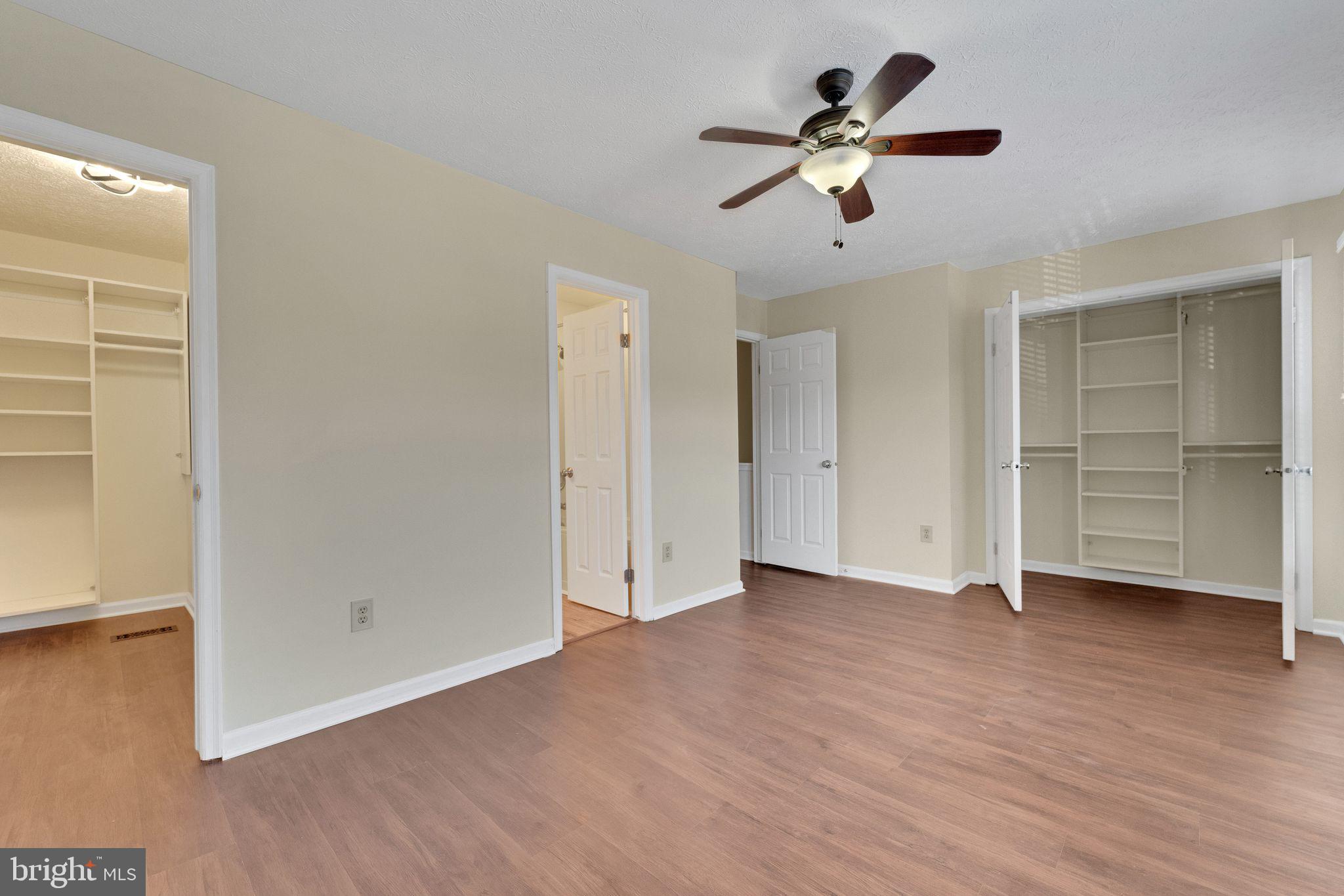 SEVEN OAKS - Residential