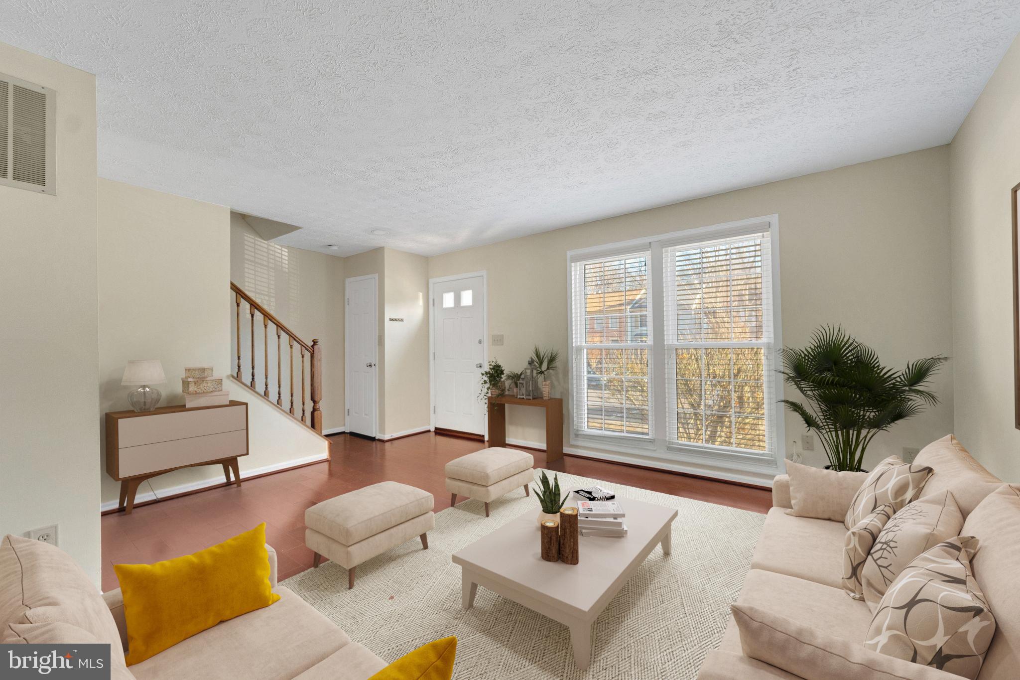 SEVEN OAKS - Residential