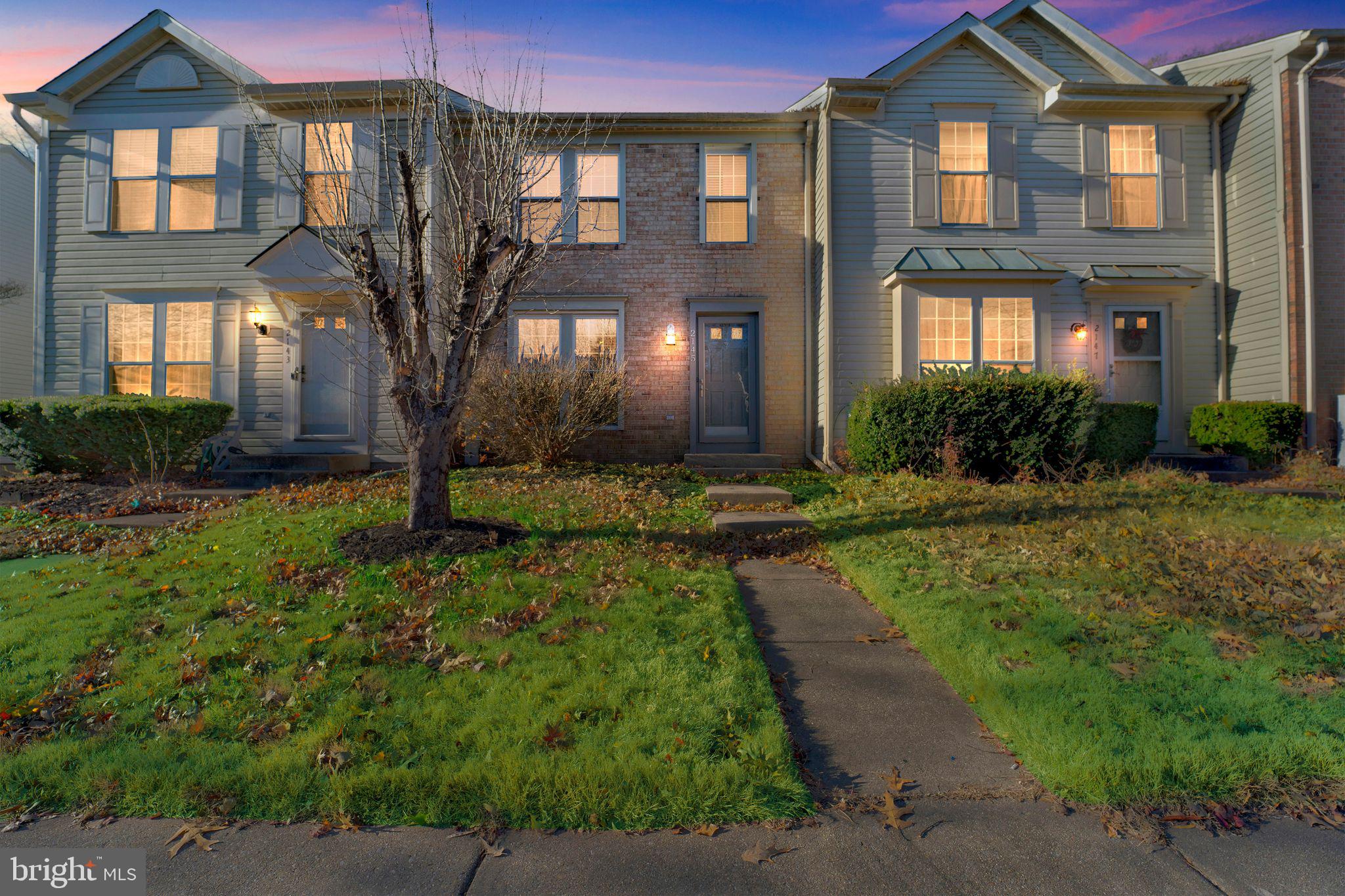 SEVEN OAKS - Residential