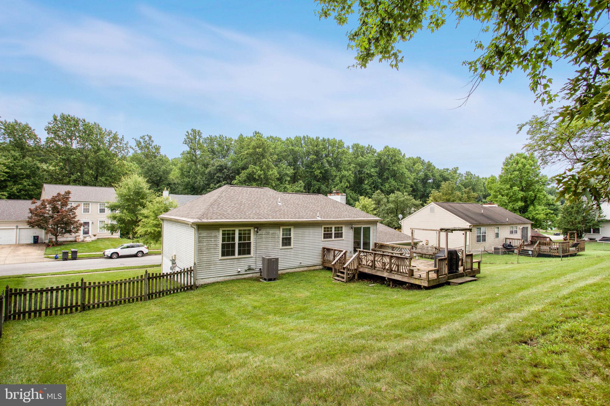 FOX RUN ESTATES - Residential