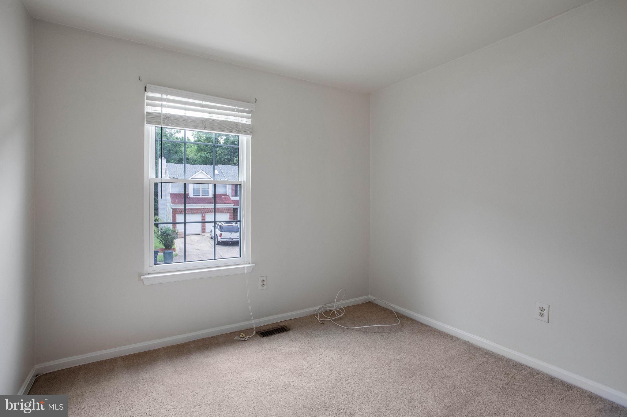 FOX RUN ESTATES - Residential