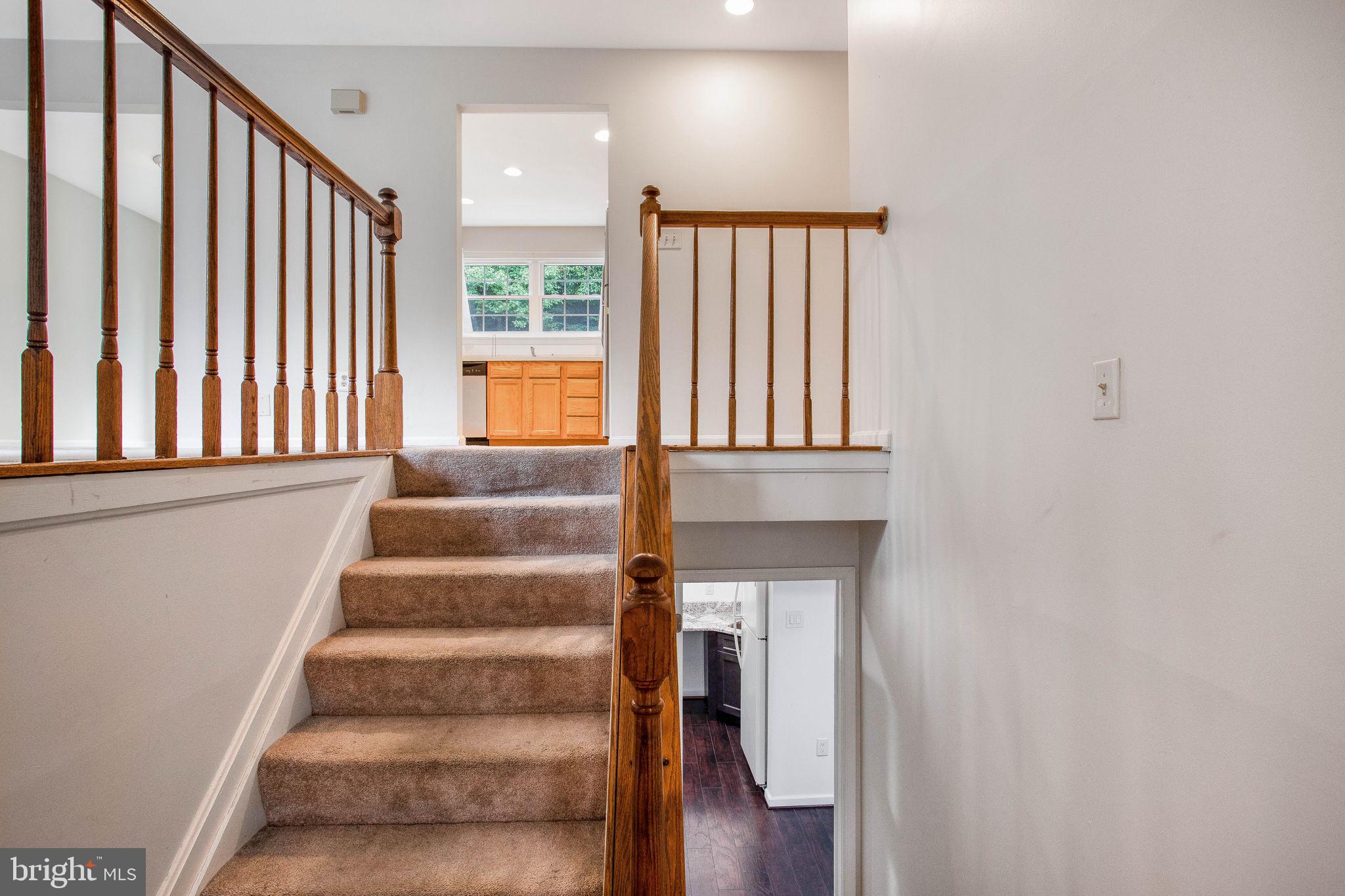 FOX RUN ESTATES - Residential