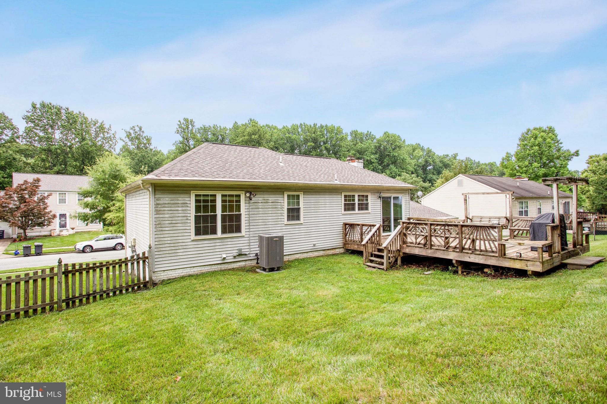 FOX RUN ESTATES - Residential