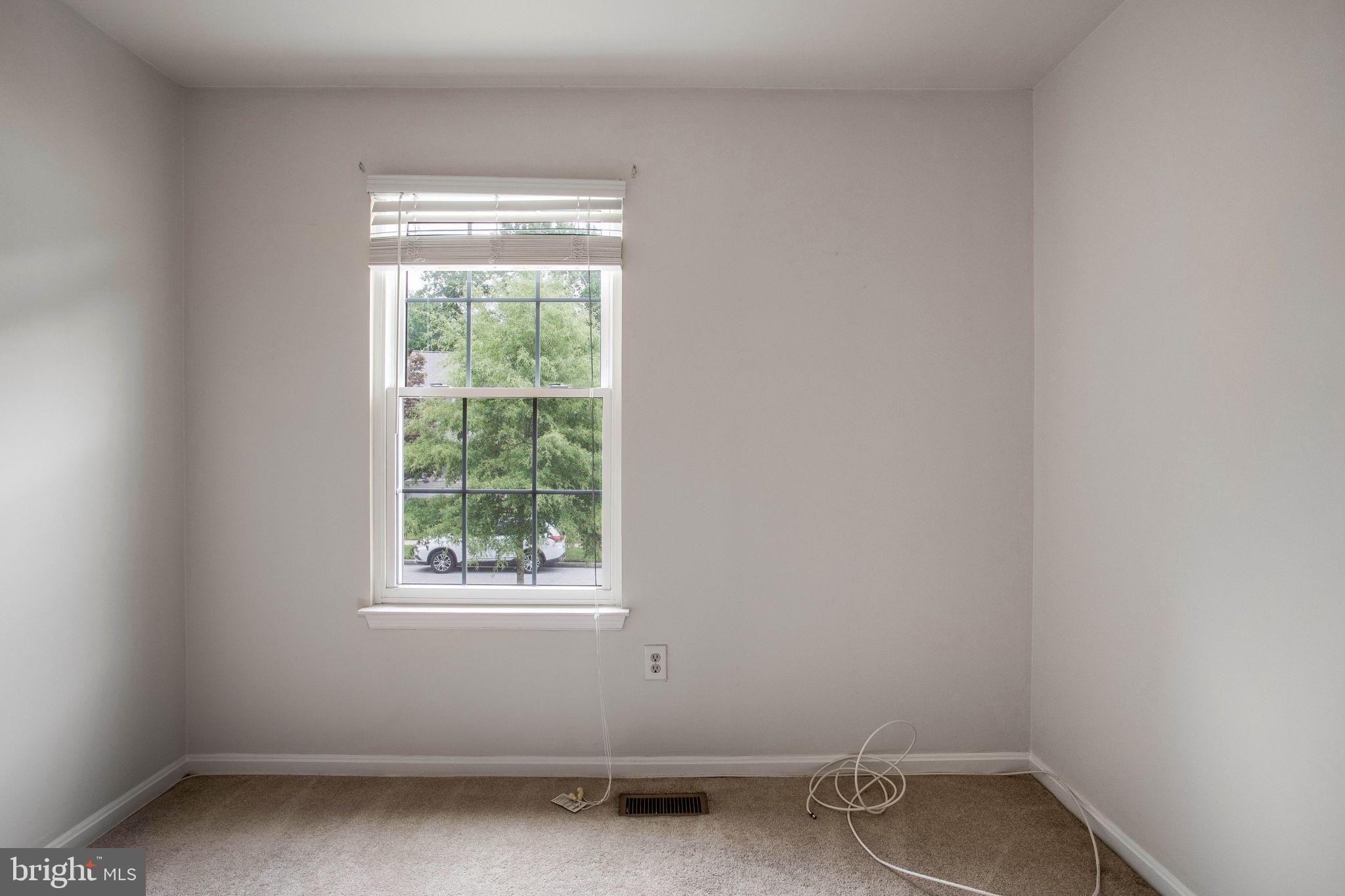 FOX RUN ESTATES - Residential