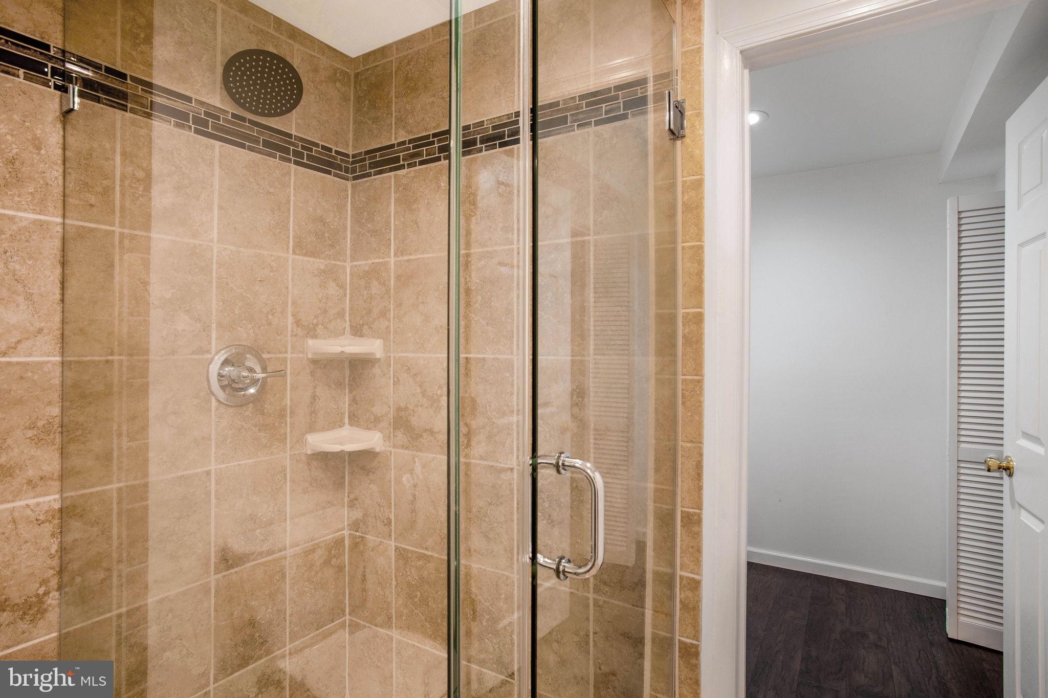 FOX RUN ESTATES - Residential