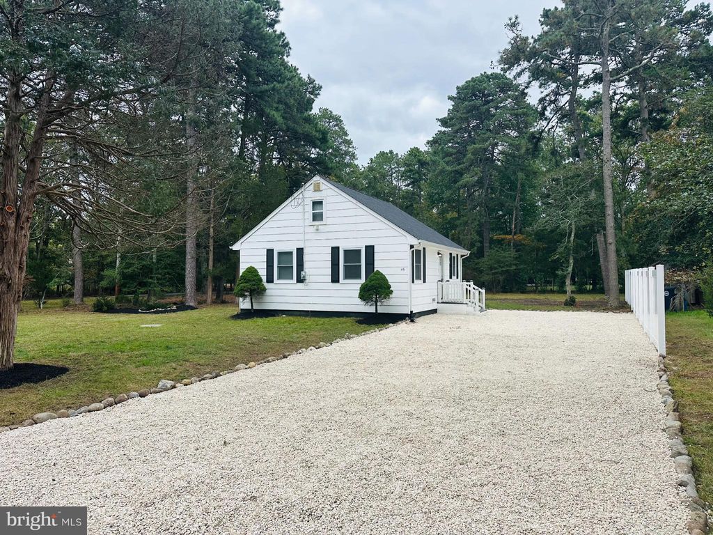 Photo of 45 Burton Drive, LITTLE EGG HARBOR TWP, NJ 08087 (MLS # NJOC2037682)
