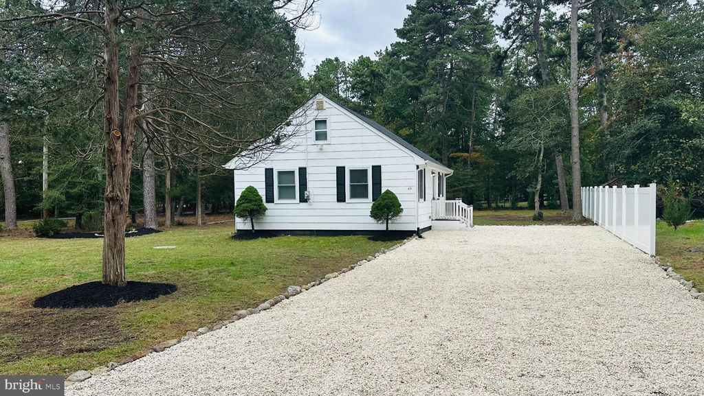 Photo of 45 Burton Drive, LITTLE EGG HARBOR TWP, NJ 08087 (MLS # NJOC2037682)