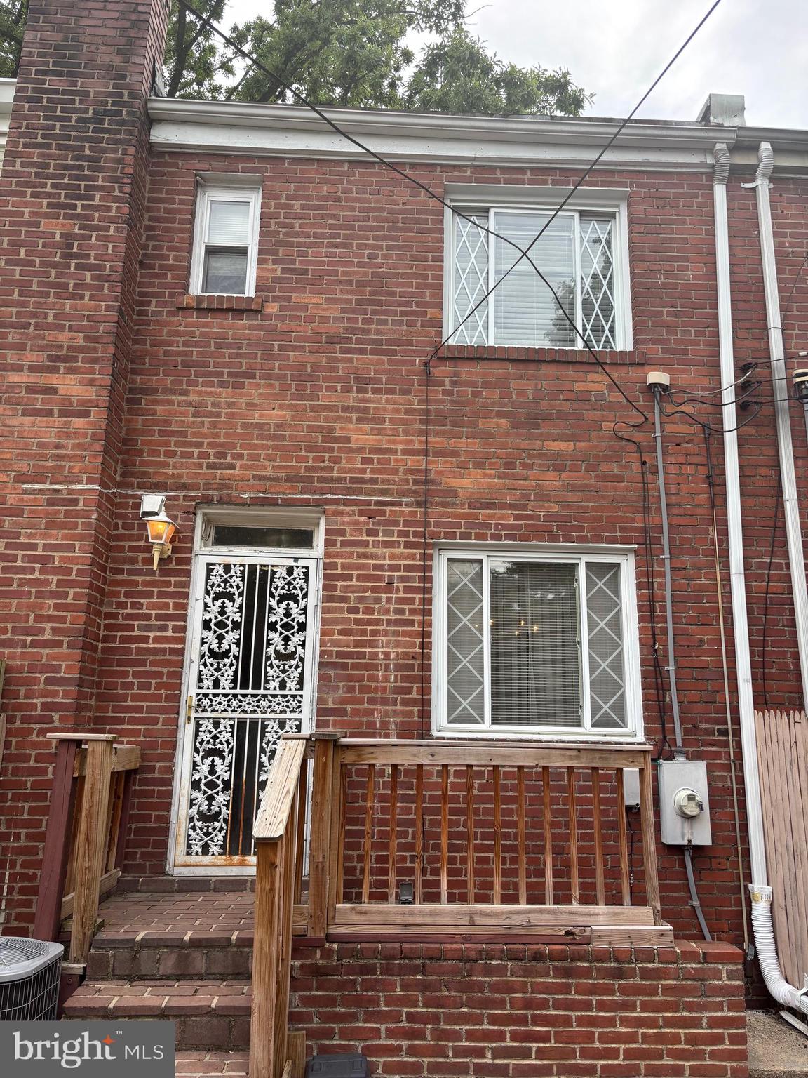 WAVERLY TAYLOR - Residential