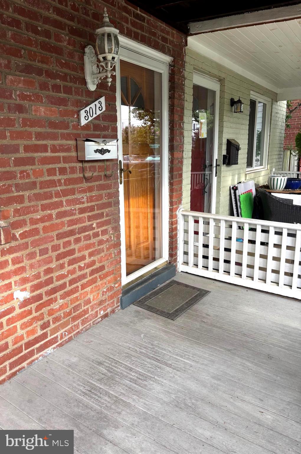 3013 MANNING STREET