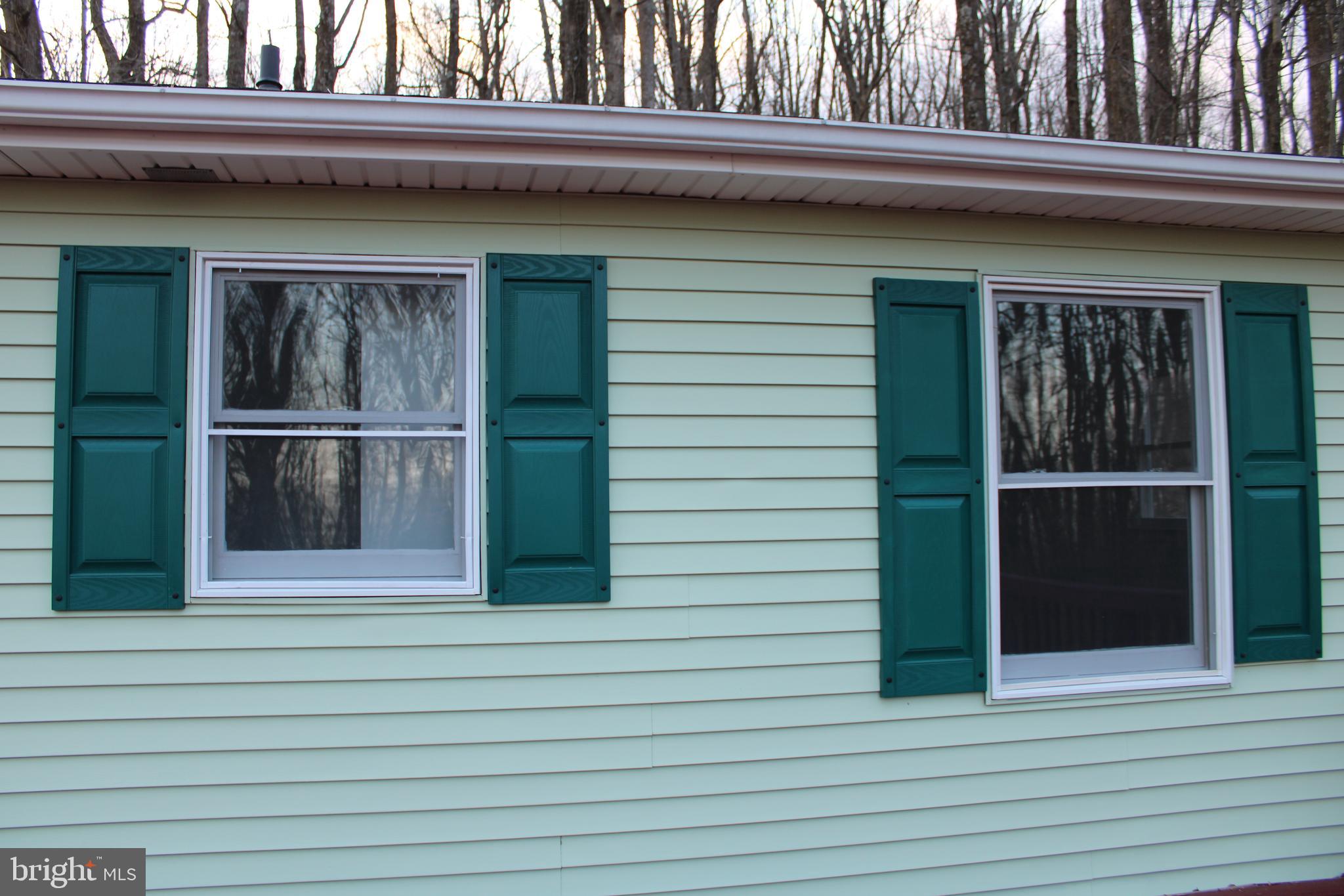 BLUE MOUNTAIN - Residential