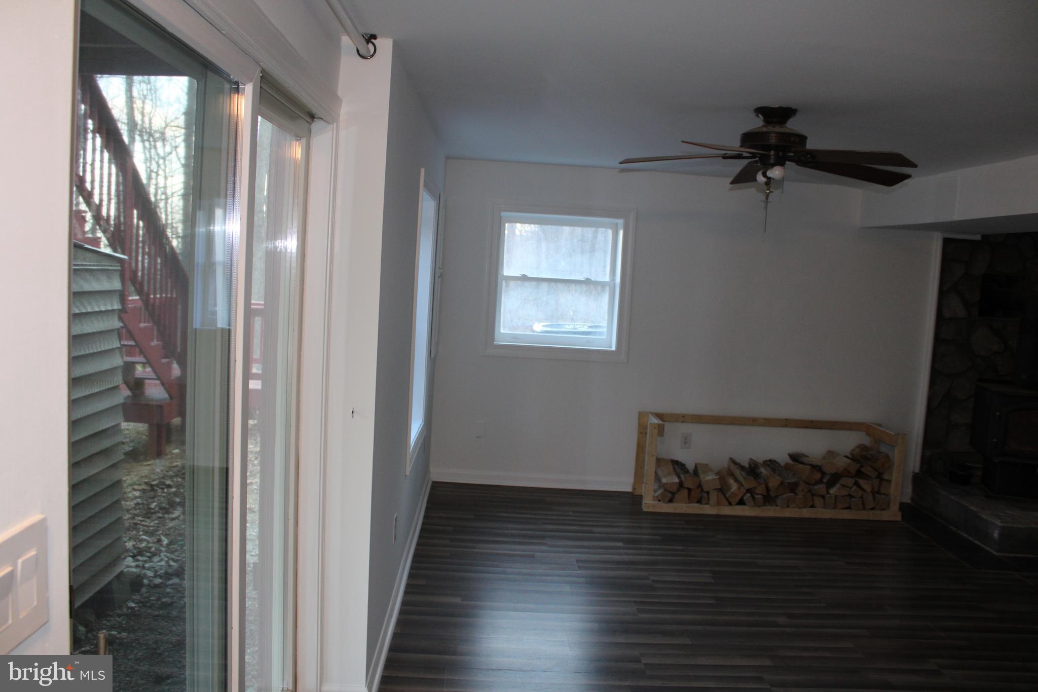 BLUE MOUNTAIN - Residential