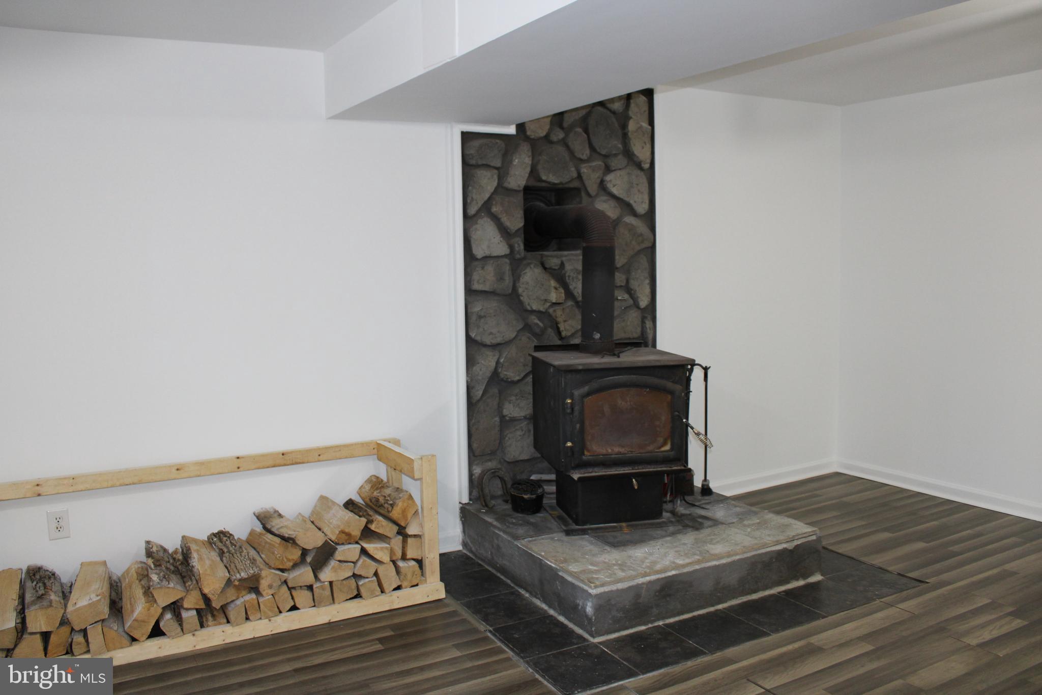 BLUE MOUNTAIN - Residential