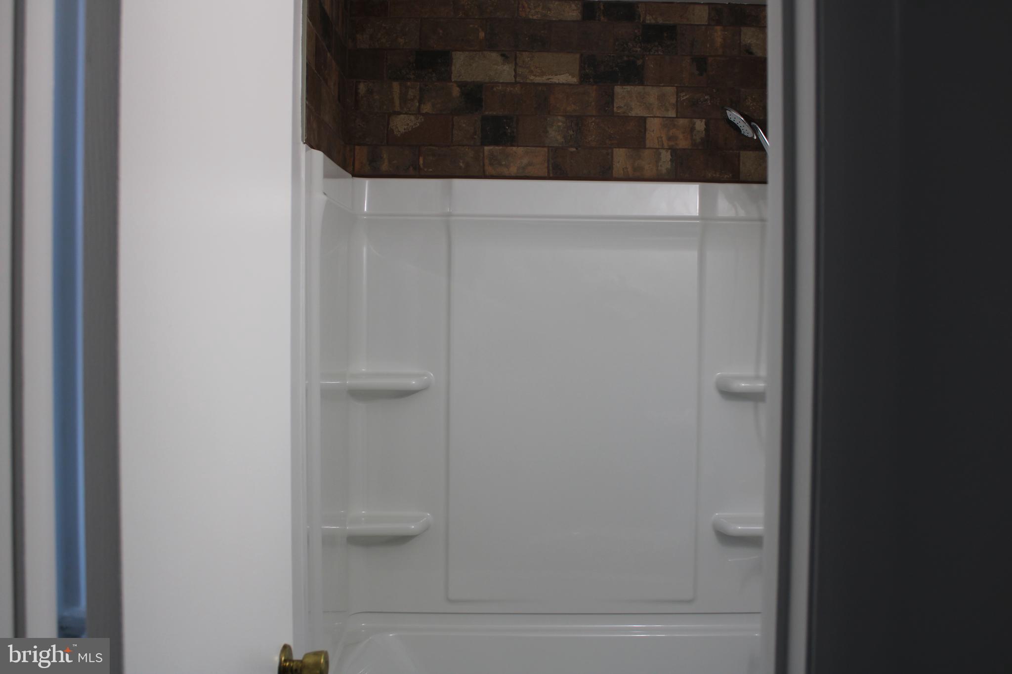 BLUE MOUNTAIN - Residential