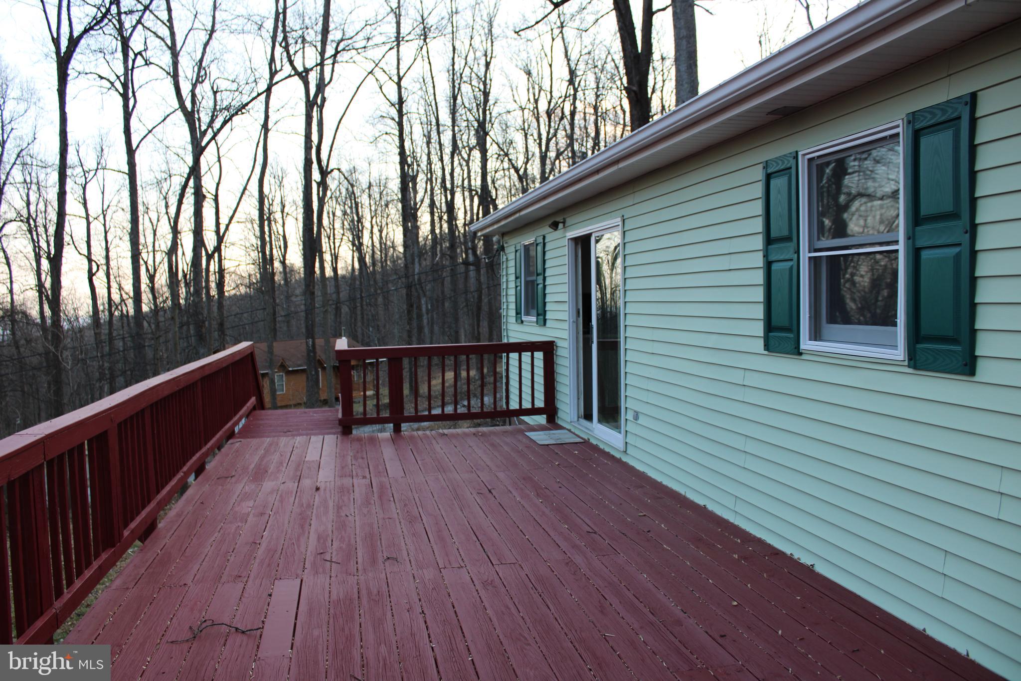 BLUE MOUNTAIN - Residential