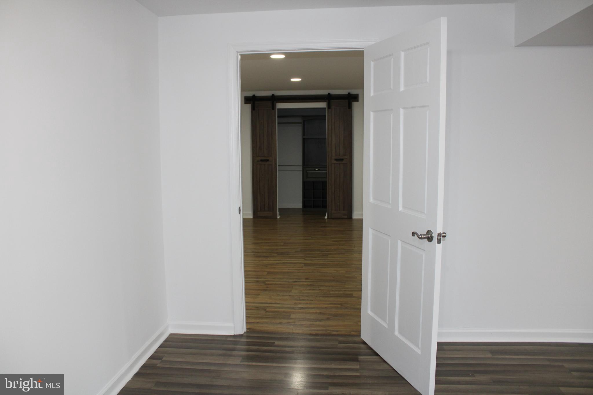 BLUE MOUNTAIN - Residential