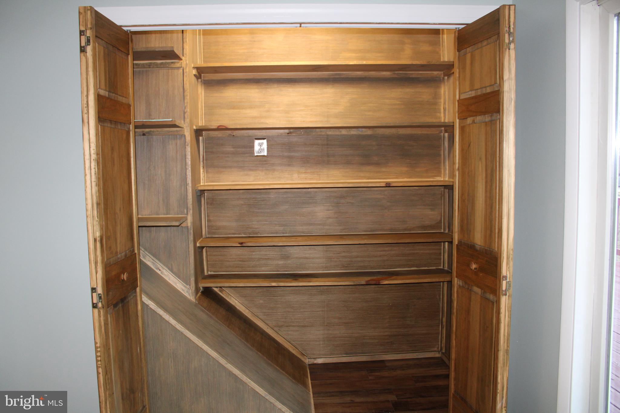 BLUE MOUNTAIN - Residential