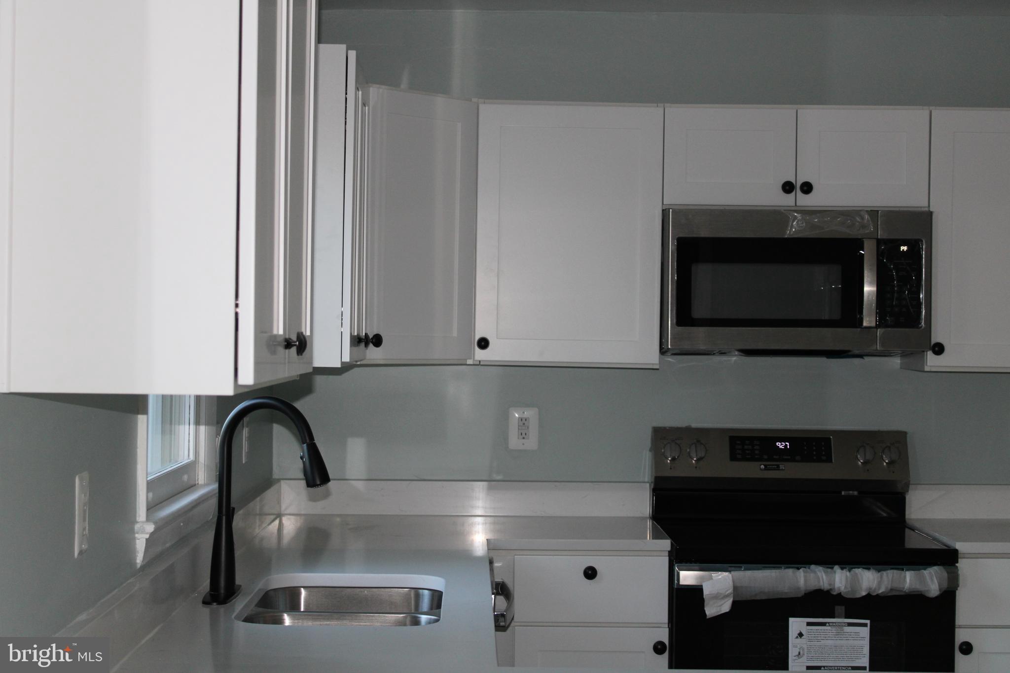 BLUE MOUNTAIN - Residential