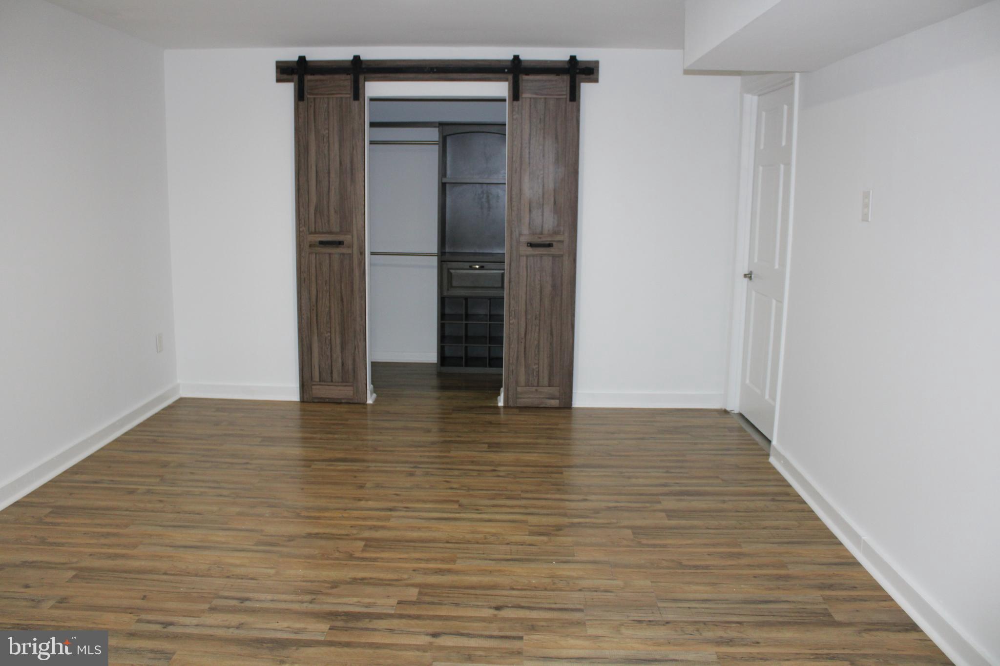 BLUE MOUNTAIN - Residential