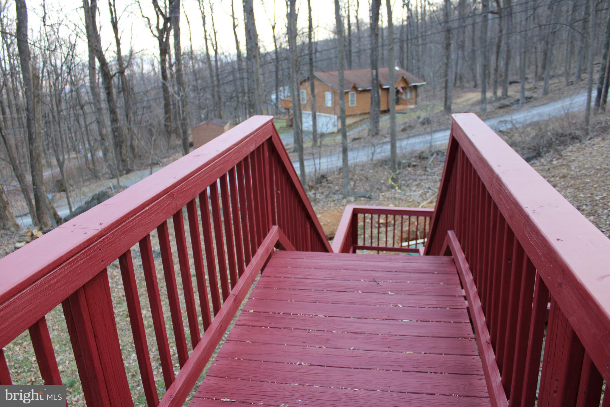 BLUE MOUNTAIN - Residential