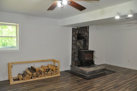 Tiny photo for 28 Henry Way, LINDEN, VA 22642 (MLS # VAWR2013740)