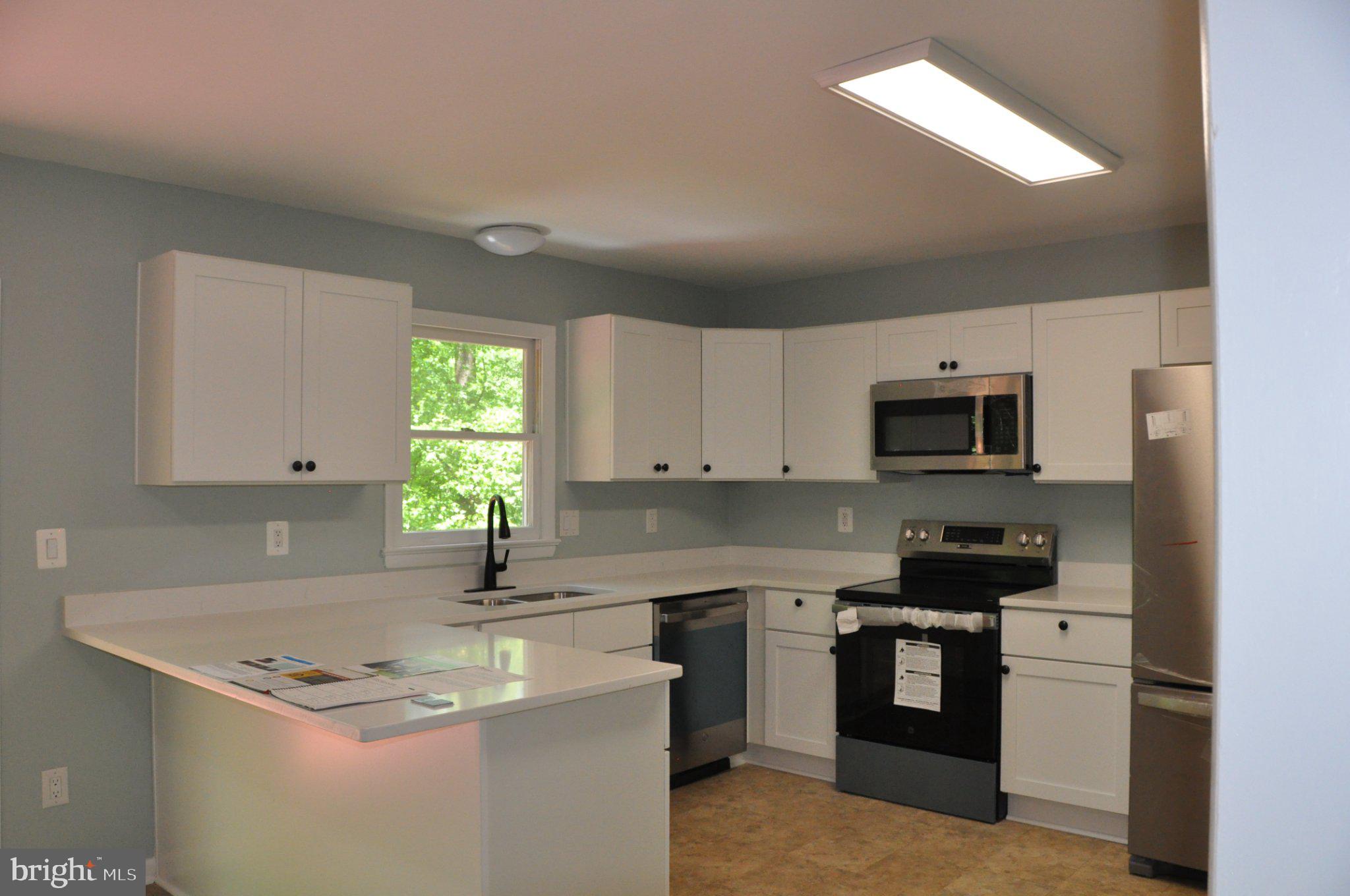 BLUE MOUNTAIN - Residential