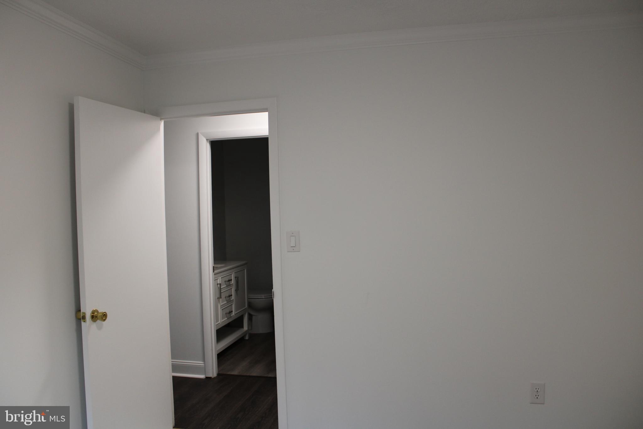 BLUE MOUNTAIN - Residential