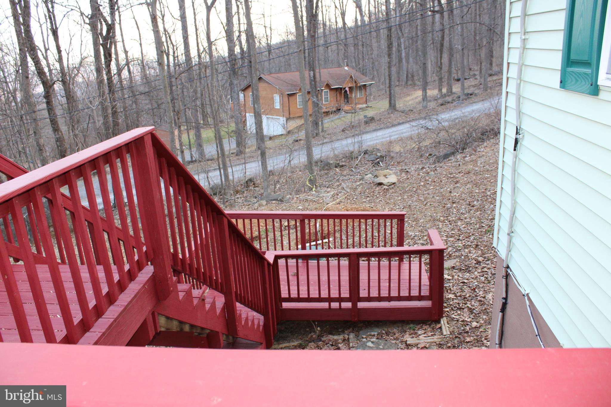 BLUE MOUNTAIN - Residential