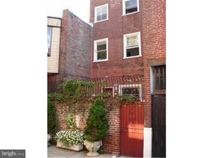 WASHINGTON SQ WEST - Residential Lease
