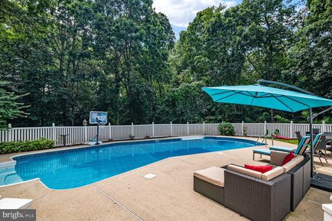 126 AMESBURY COURT SEVERNA PARK MD 21146