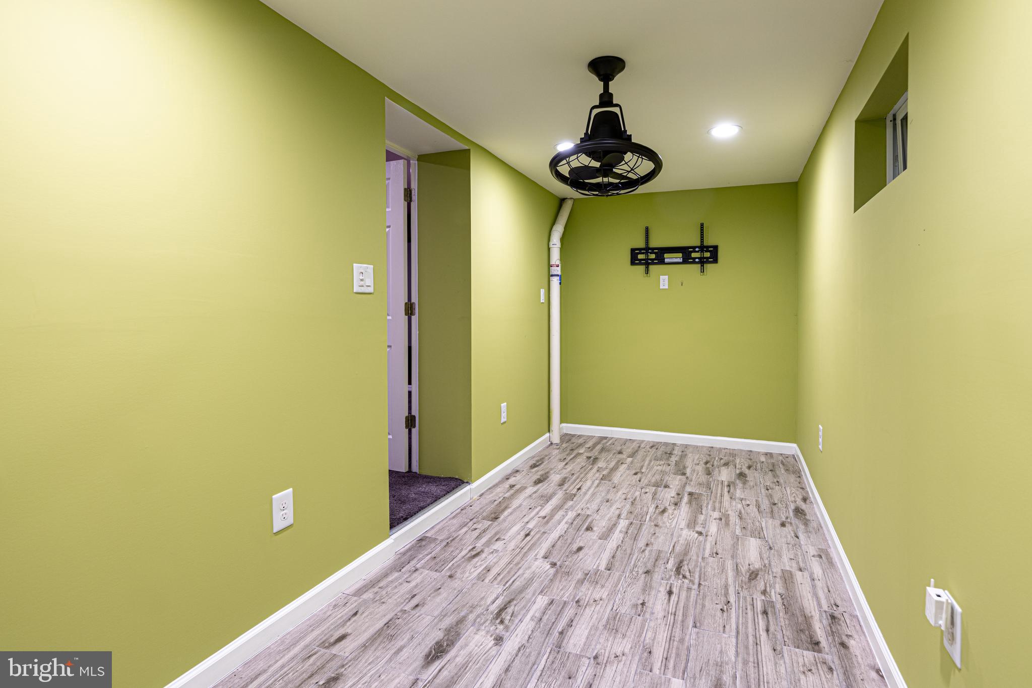 CROSSPOINTE - Residential