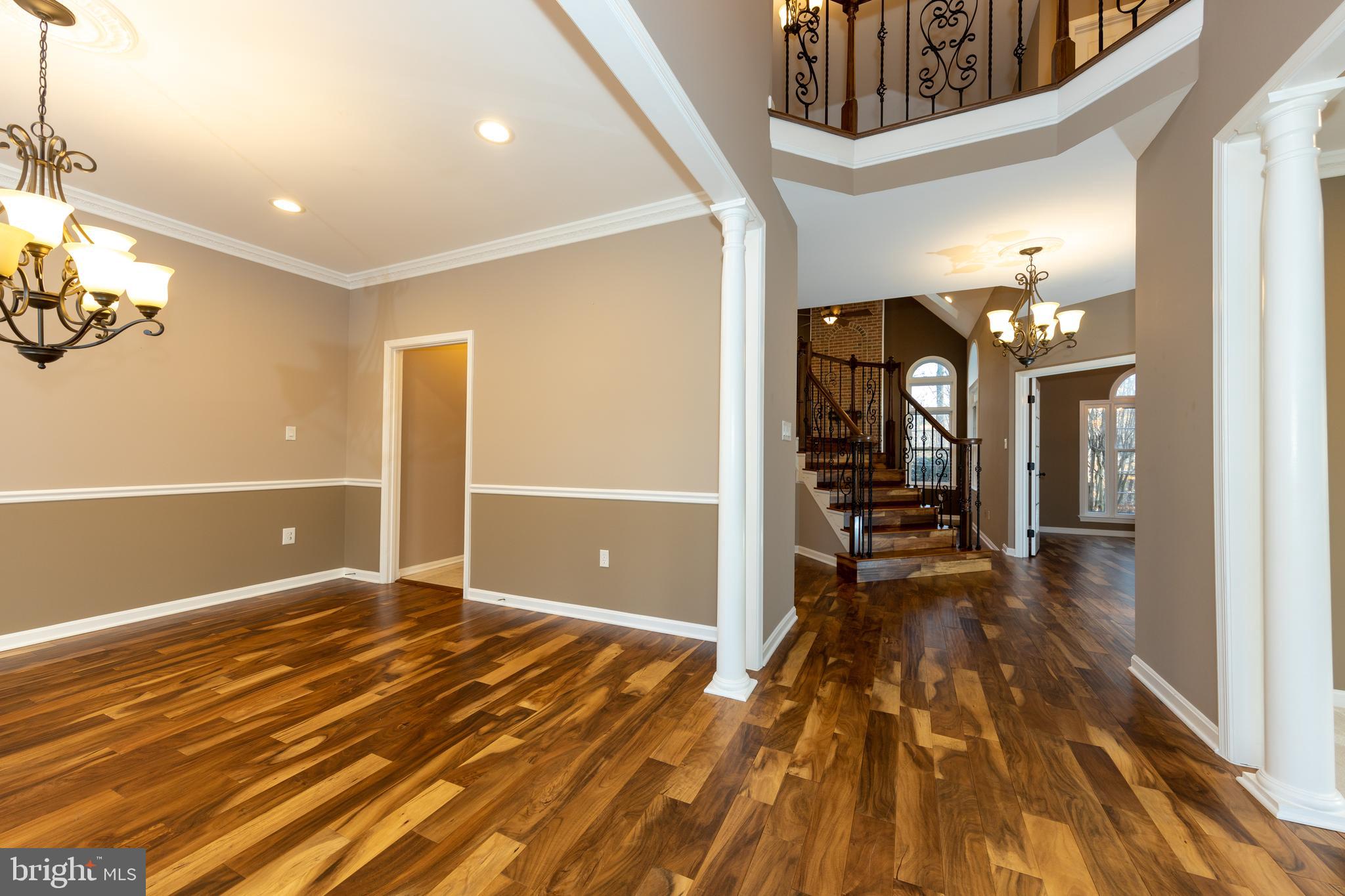 CROSSPOINTE - Residential