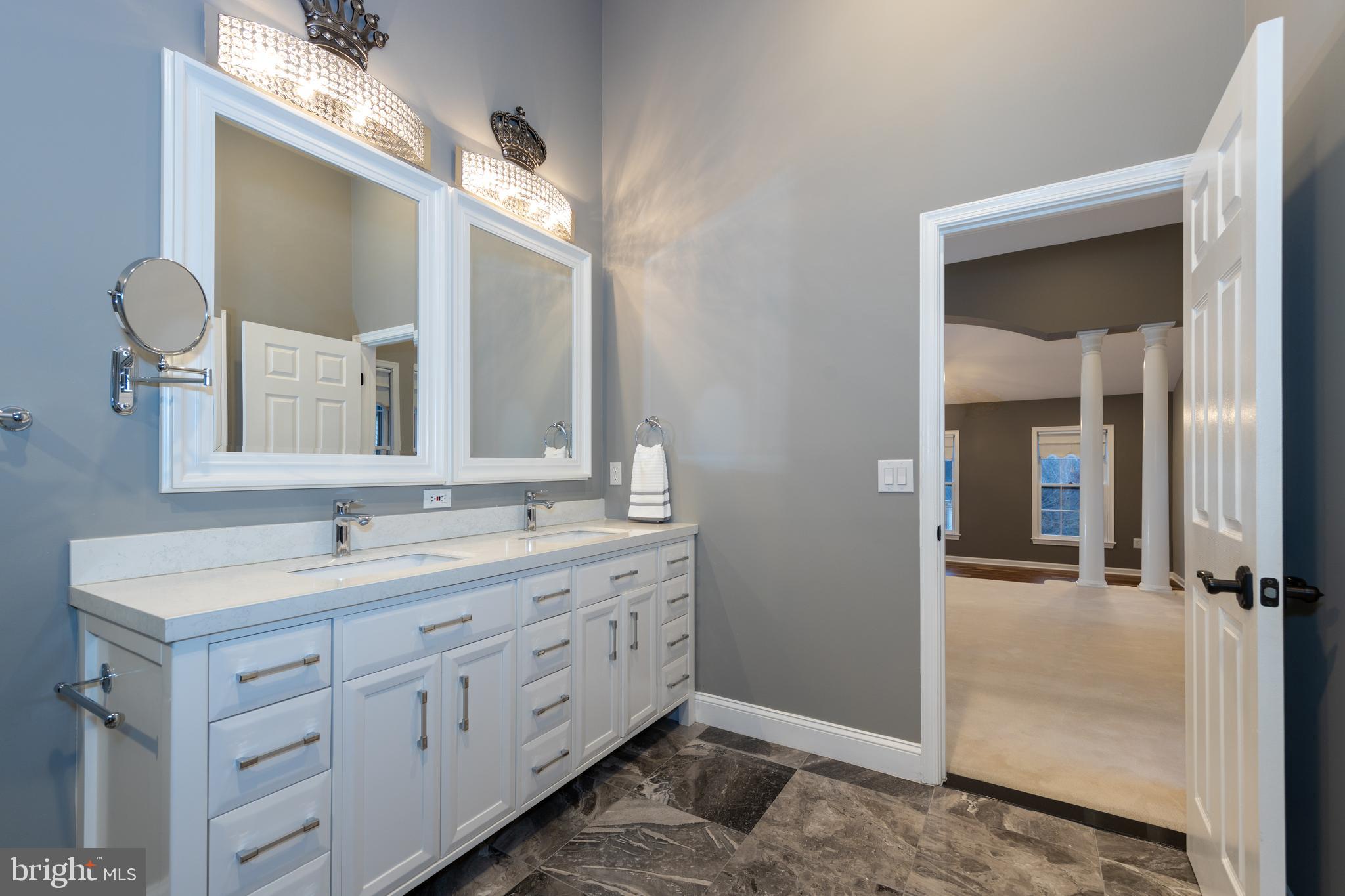 CROSSPOINTE - Residential