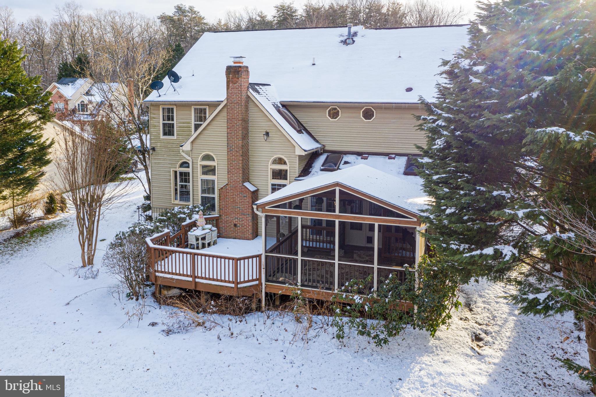 CROSSPOINTE - Residential