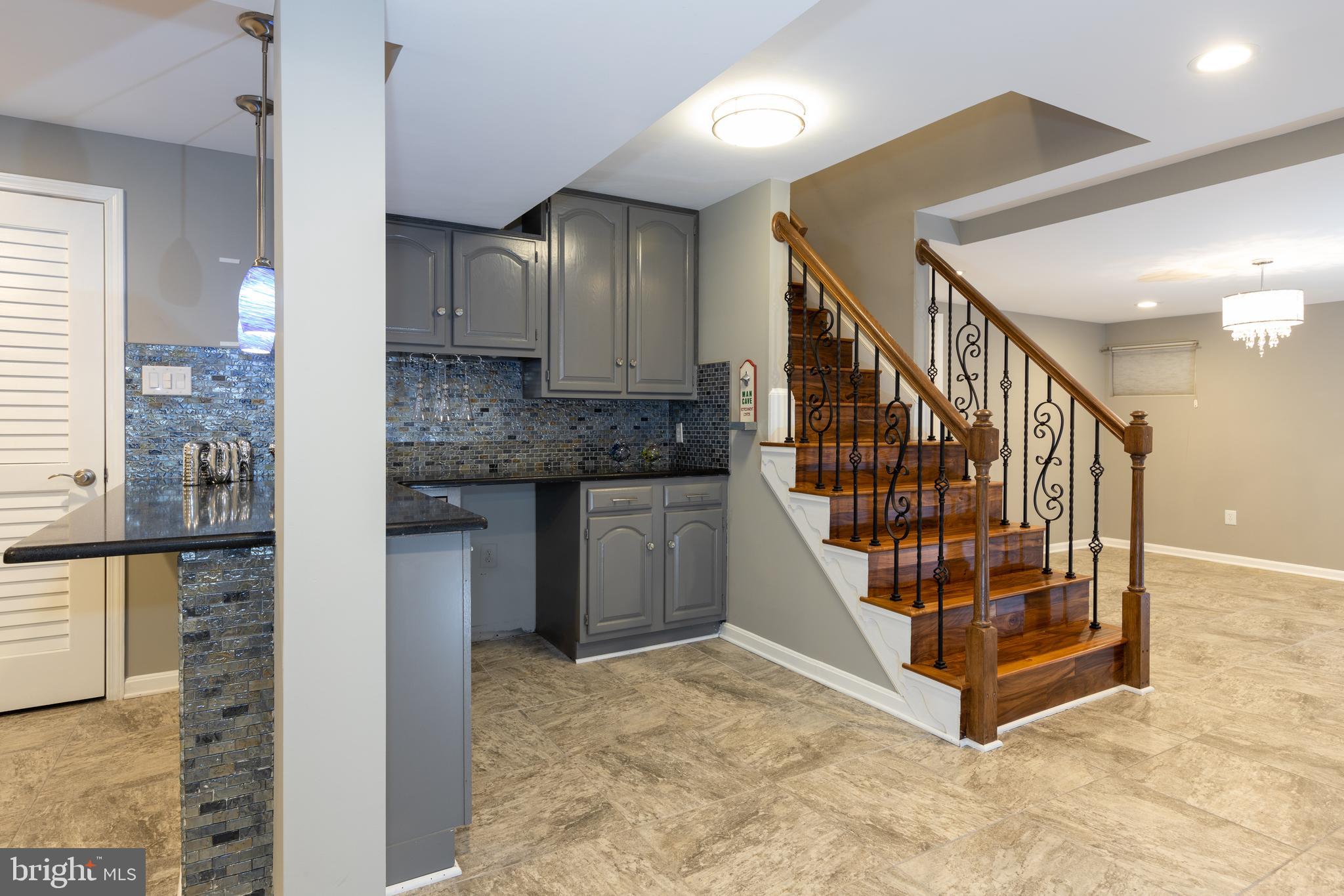 CROSSPOINTE - Residential