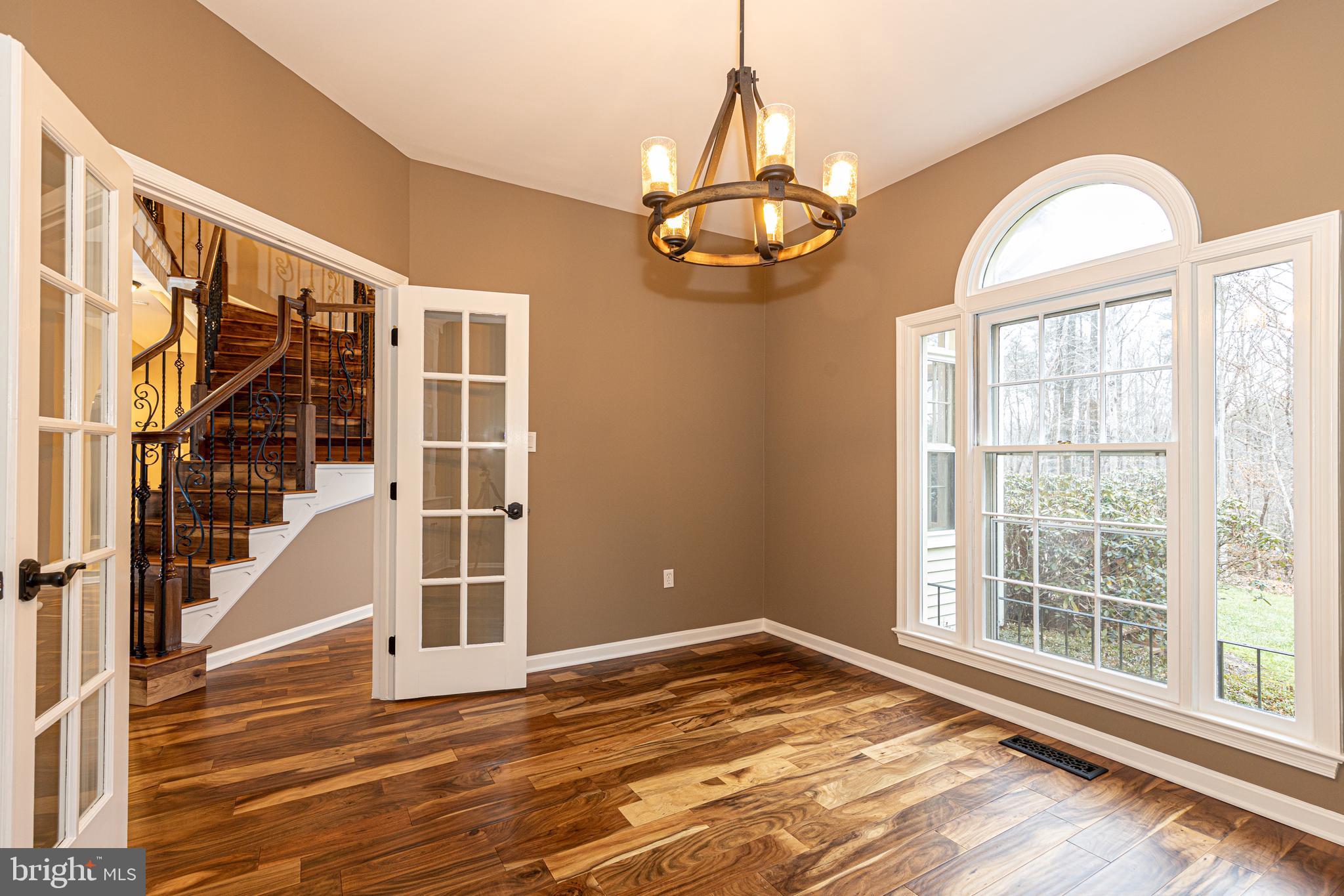 CROSSPOINTE - Residential