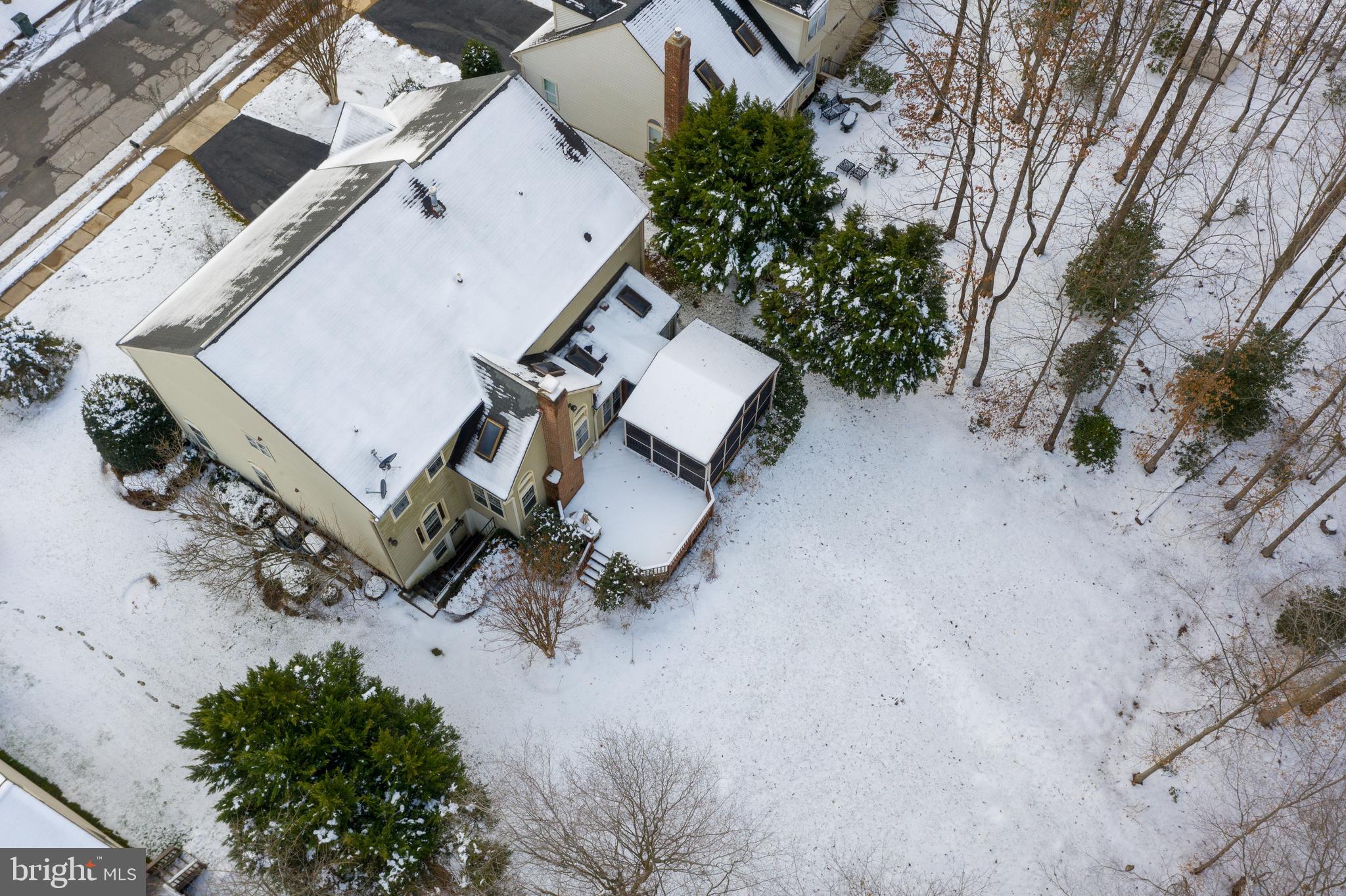 CROSSPOINTE - Residential