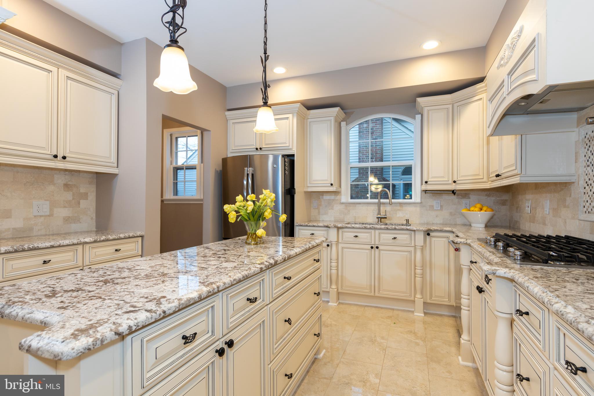 CROSSPOINTE - Residential