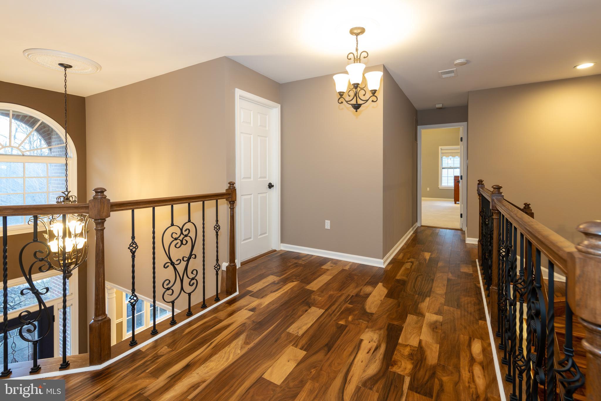 CROSSPOINTE - Residential