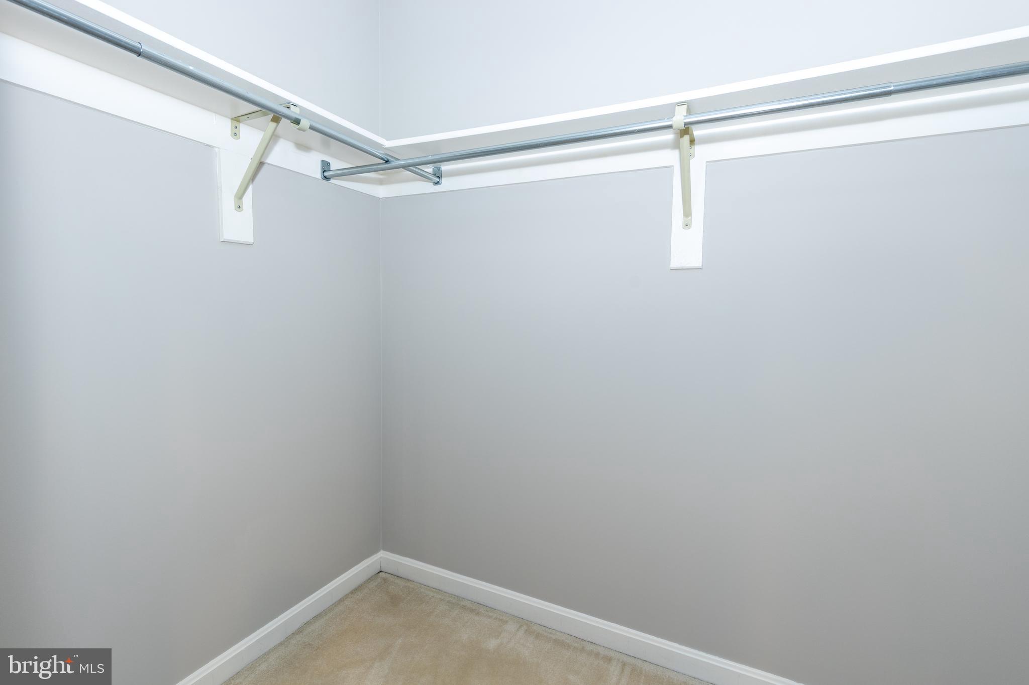 CROSSPOINTE - Residential