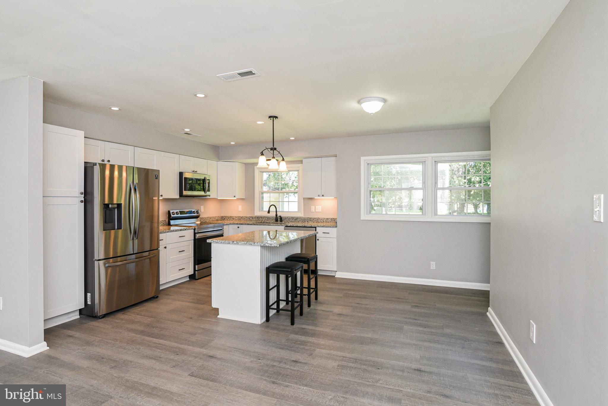 BLUFF POINT - Residential