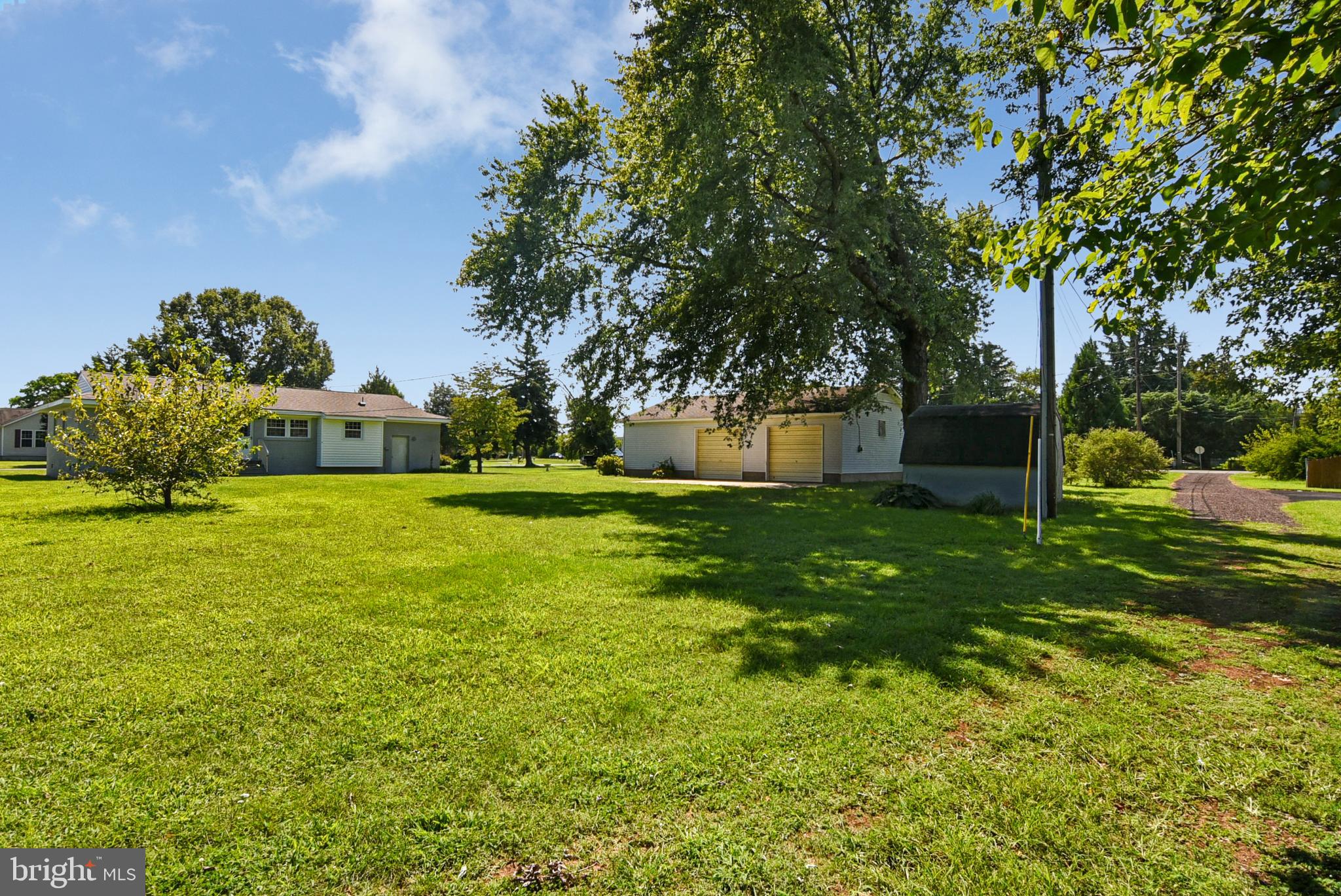 BLUFF POINT - Residential