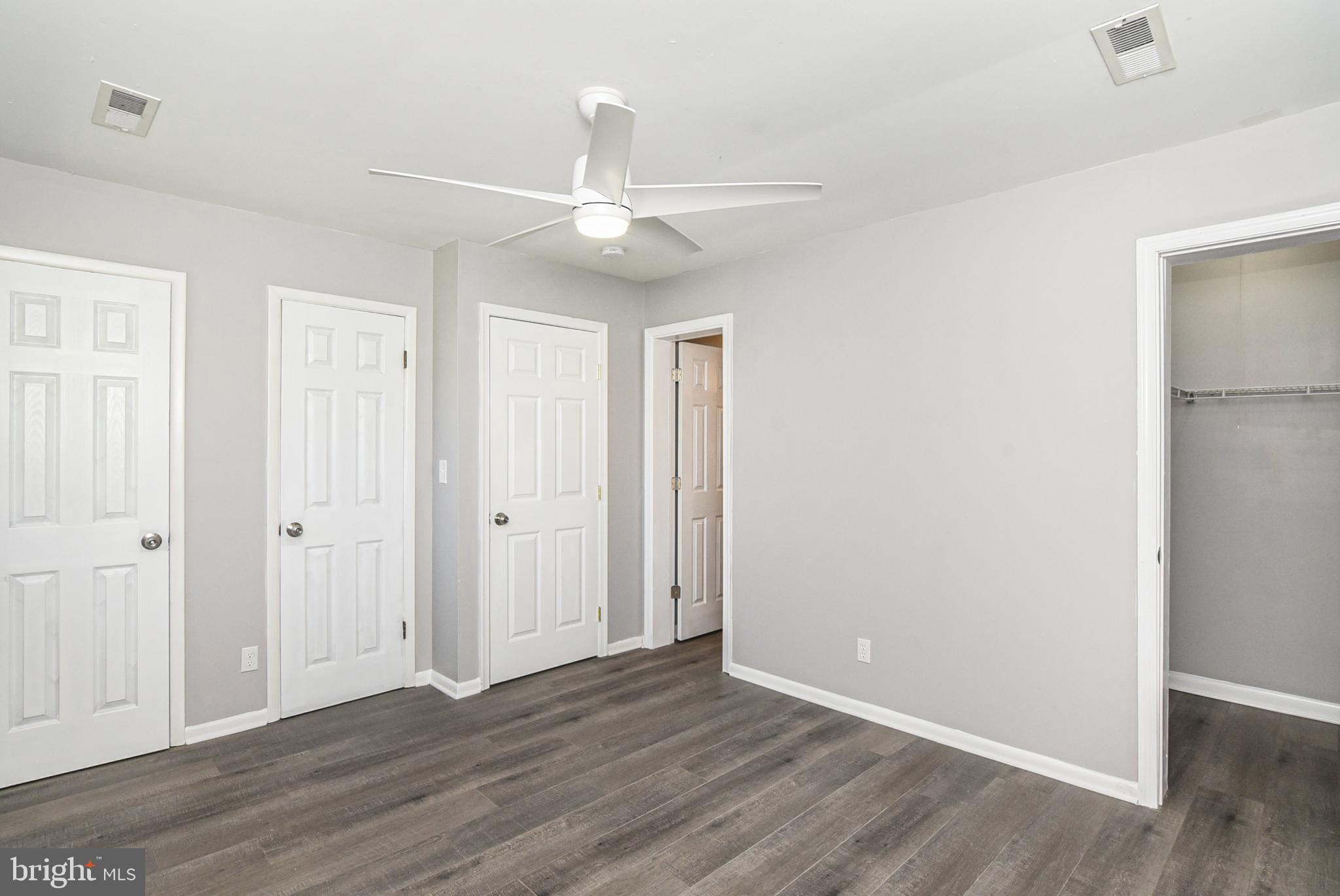 BLUFF POINT - Residential